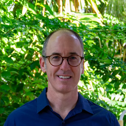 Headshot of Michael Cartwright